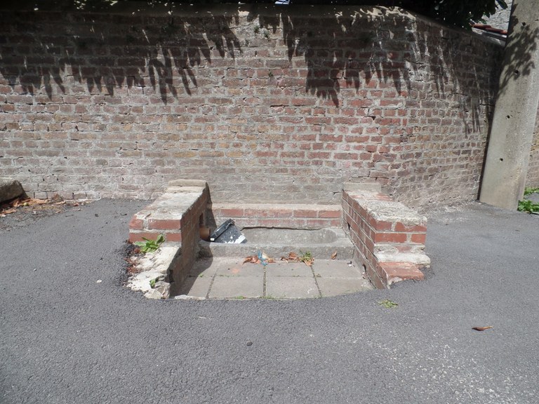 Ancien bassin d’accès à l’eau