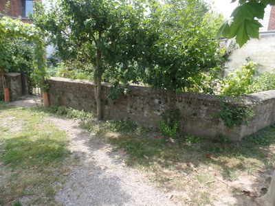 Mur de jardin clos