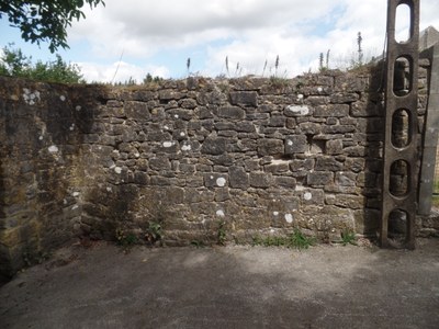 Mur de jardin clos