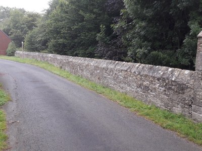 Mur de jardin clos