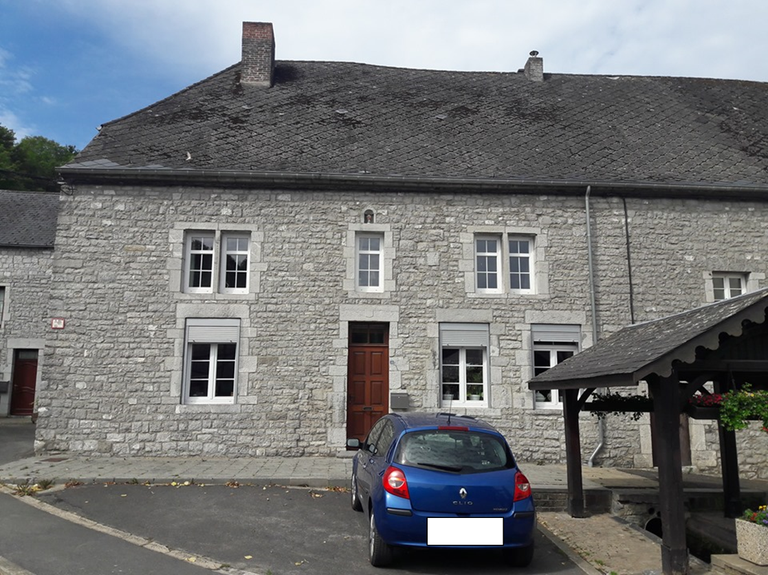 Les écussons de la rue des Fontaines